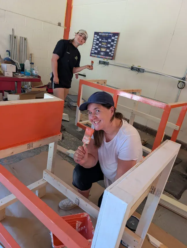 Cheryl - Shielding from the heatwave & prepping the bar back with Rachel