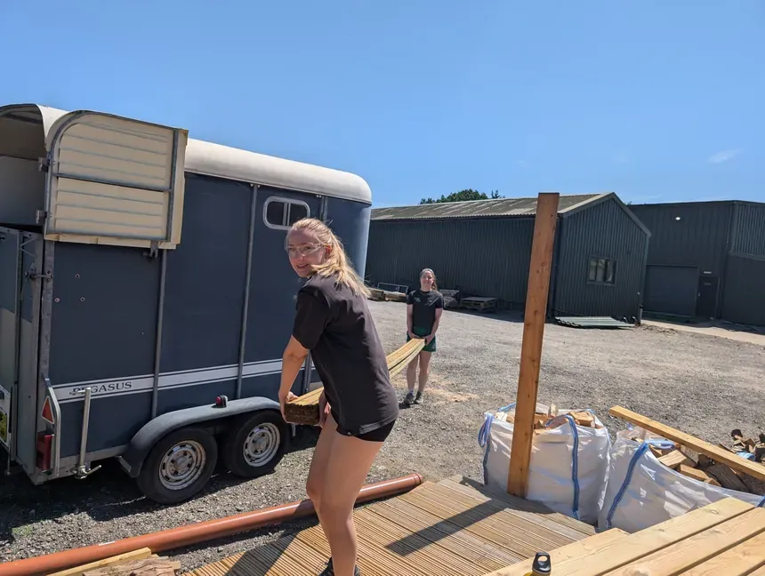 Sarah & Rachel - Putting in another shift